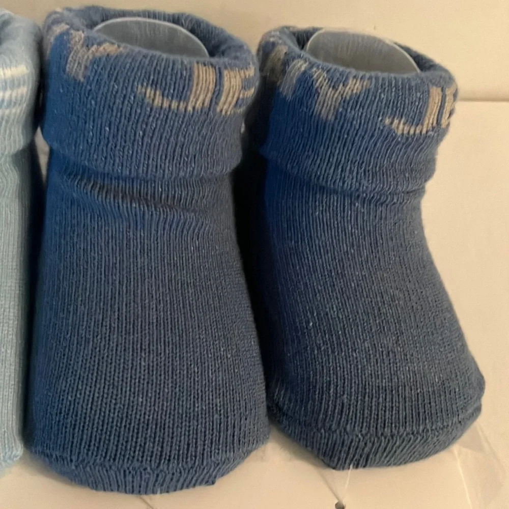 Dkny Blue and Gray Casual Bib and Socks‎ Set